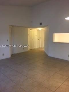 Building Photo - 9777 Westview Dr