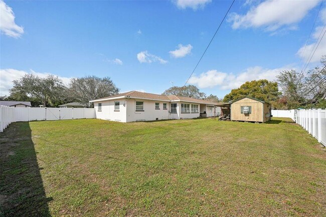 Building Photo - 1369 Whitacre Dr