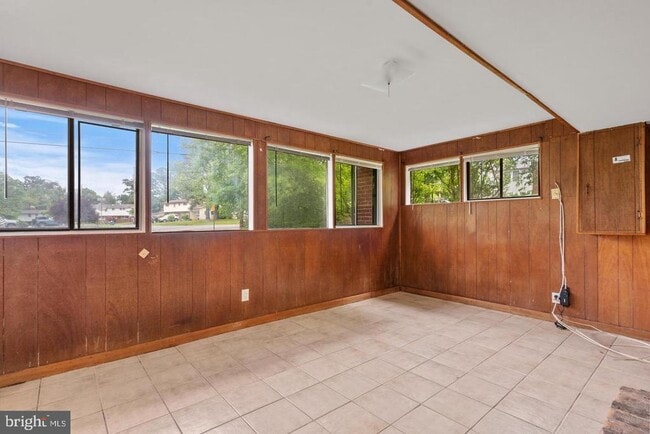 Building Photo - 6318 Willowood Ln