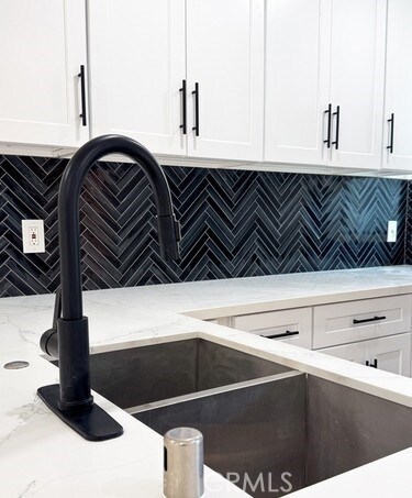 Building Photo - 17000 Burbank Blvd