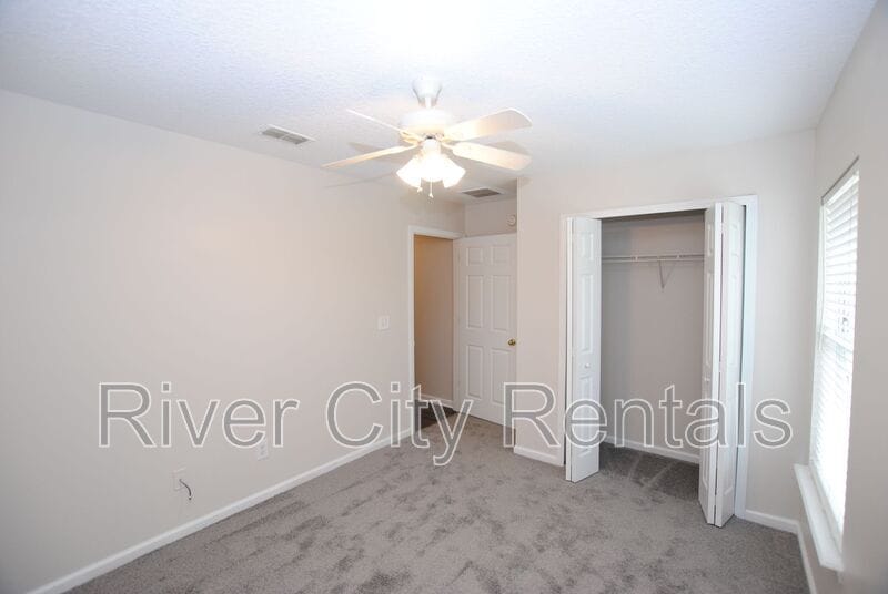 Building Photo - 116 Prince Phillip Dr