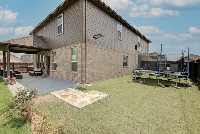 Building Photo - 2319 Gentle Breeze Ln