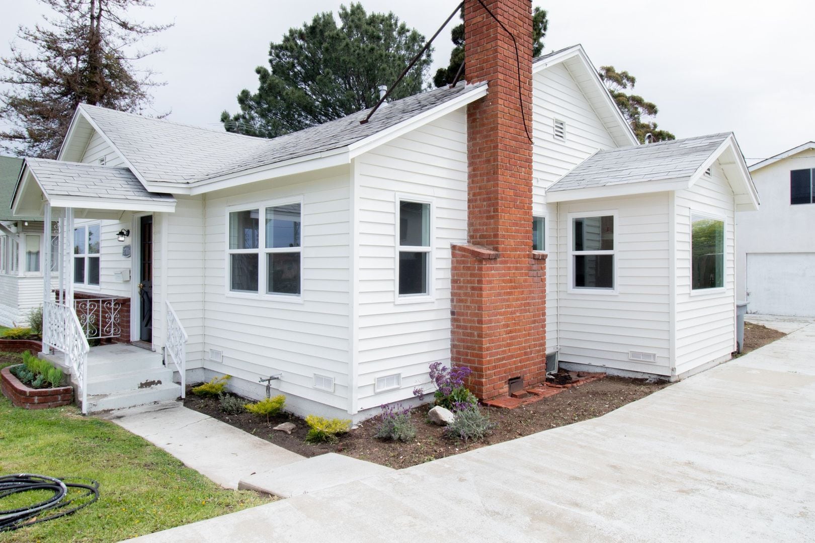 Building Photo - 17016 Van Ness Ave