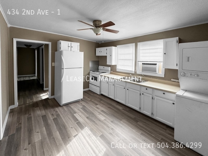 Building Photo - 434 2nd Ave