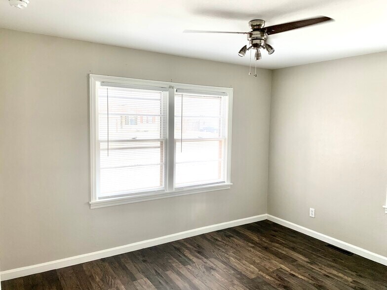 Bedroom 2 - 1601 Faulders Ln