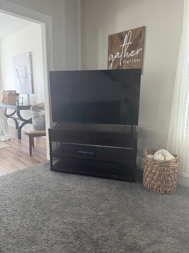 Building Photo - 3920 E Church St