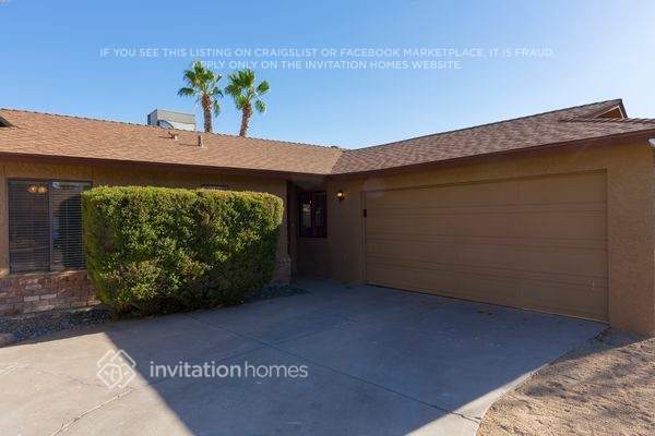 Building Photo - 1943 W Devonshire St