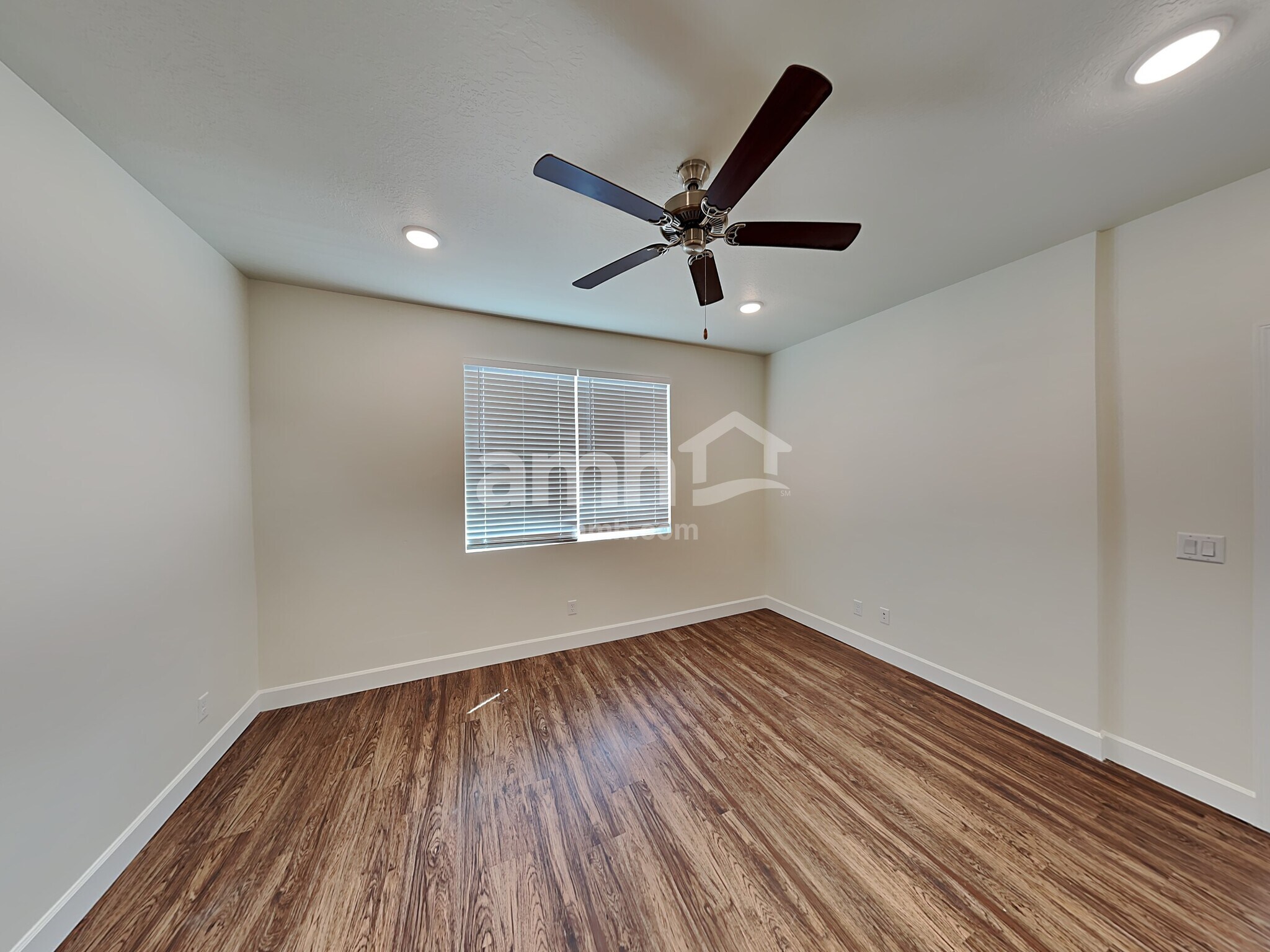 Building Photo - 3271 S 2580 W