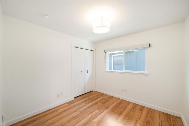 Building Photo - 4707 Alta Loma Dr