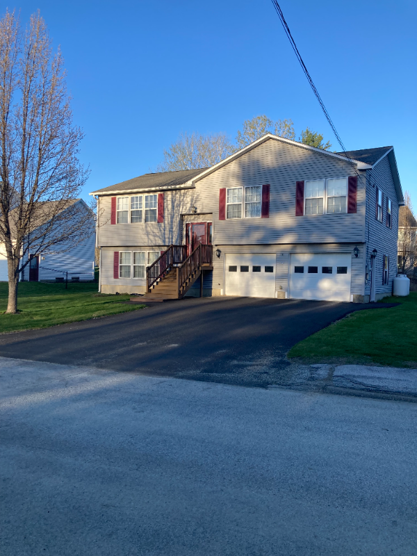 Primary Photo - 34 Bowdoin Dr