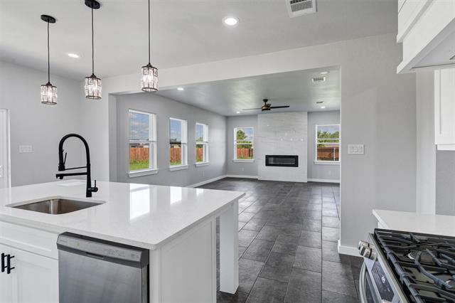 Building Photo - 576 Highview Ct