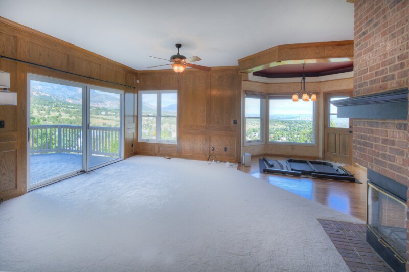 Building Photo - 485 Vanderbilt Ct