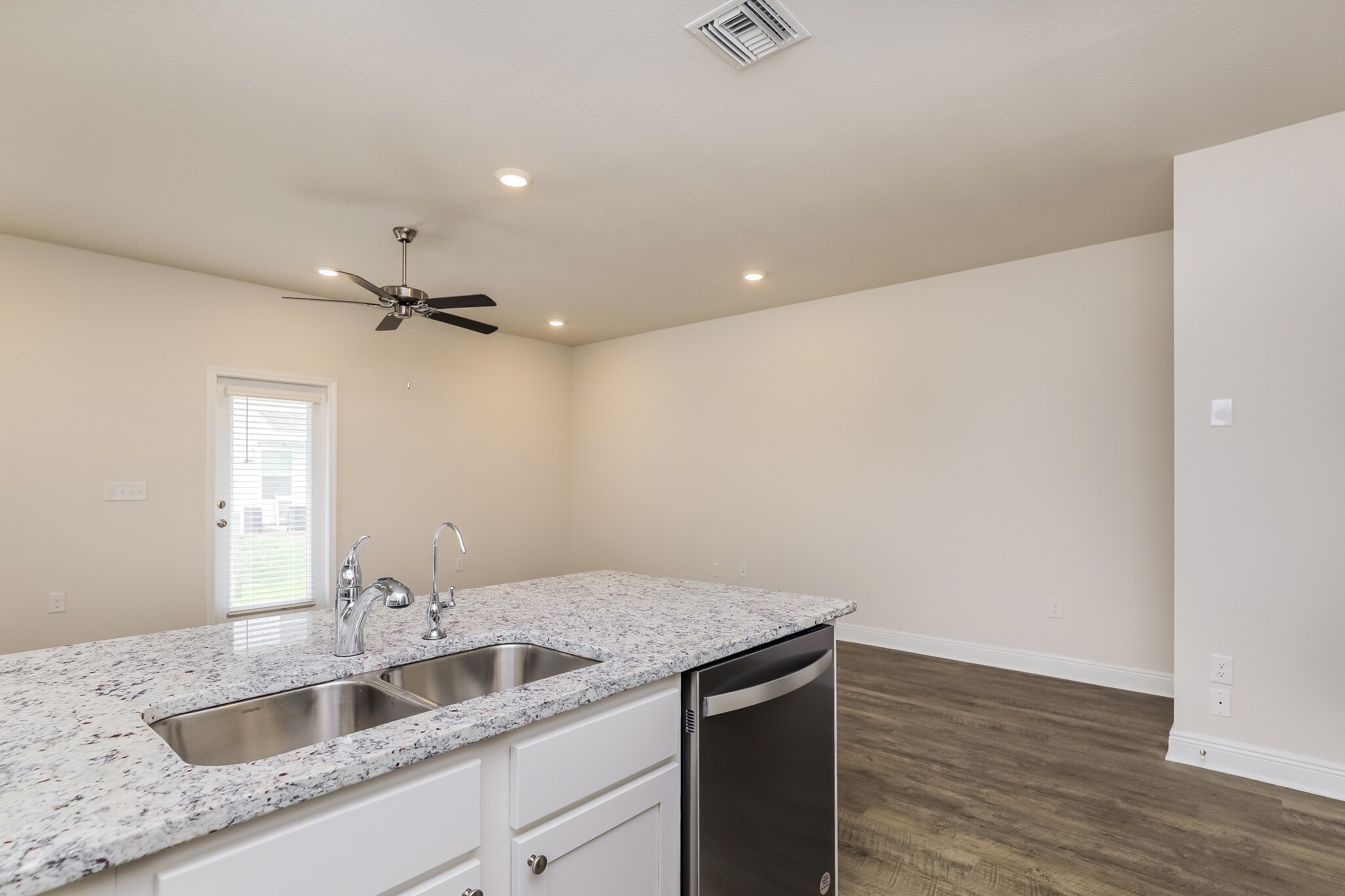 Building Photo - 1656 Caleigh Ct