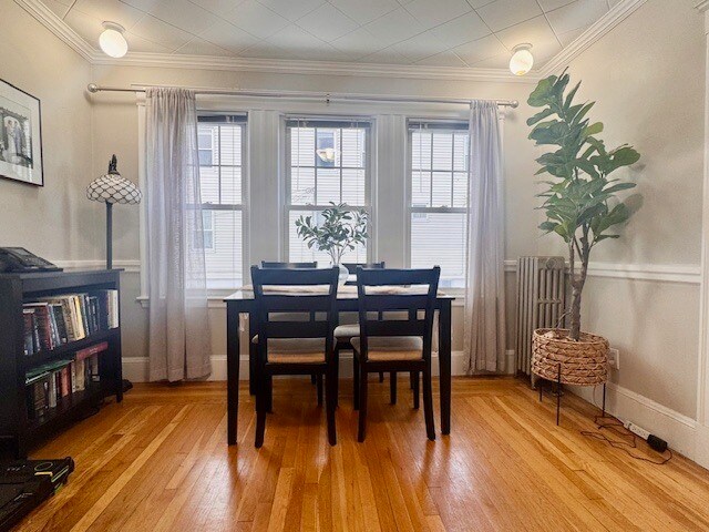 Building Photo - 896 Fellsway