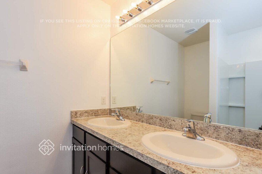 Building Photo - 10229 Geese Trail Cir