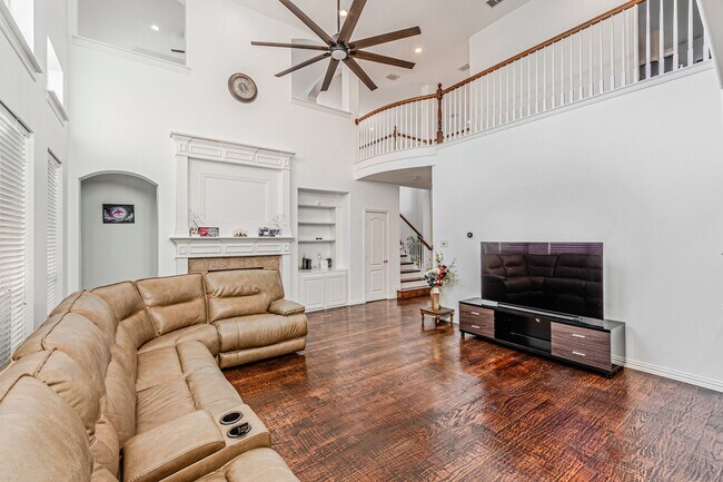 Building Photo - 14723 Alstone Dr