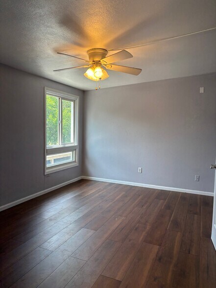 Building Photo - 6809 N Frostwood Pkwy