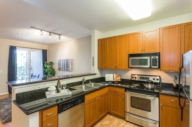 Building Photo - EPIC REA:  2BR/2B Beautiful Condo w/ 2 Parking Spaces in the Heart of Emeryville