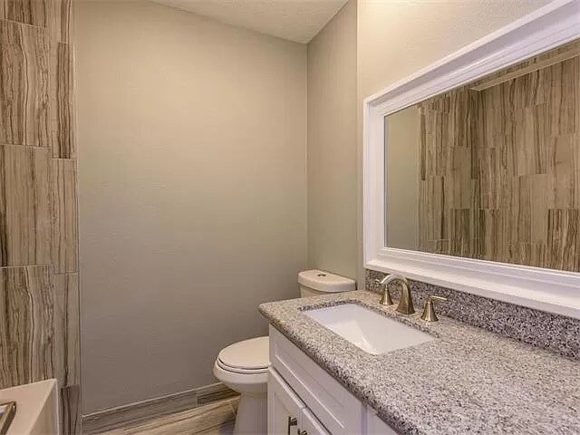 Building Photo - 13213 Bourbon St