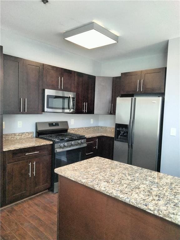 Building Photo - 3299 Hampton Green Way