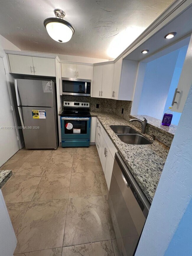 Building Photo - 1939 Jefferson St