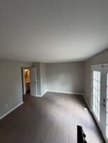 Building Photo - 6861 Emerald Ave