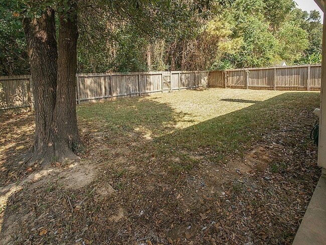 Building Photo - 21645 Forest Colony Dr