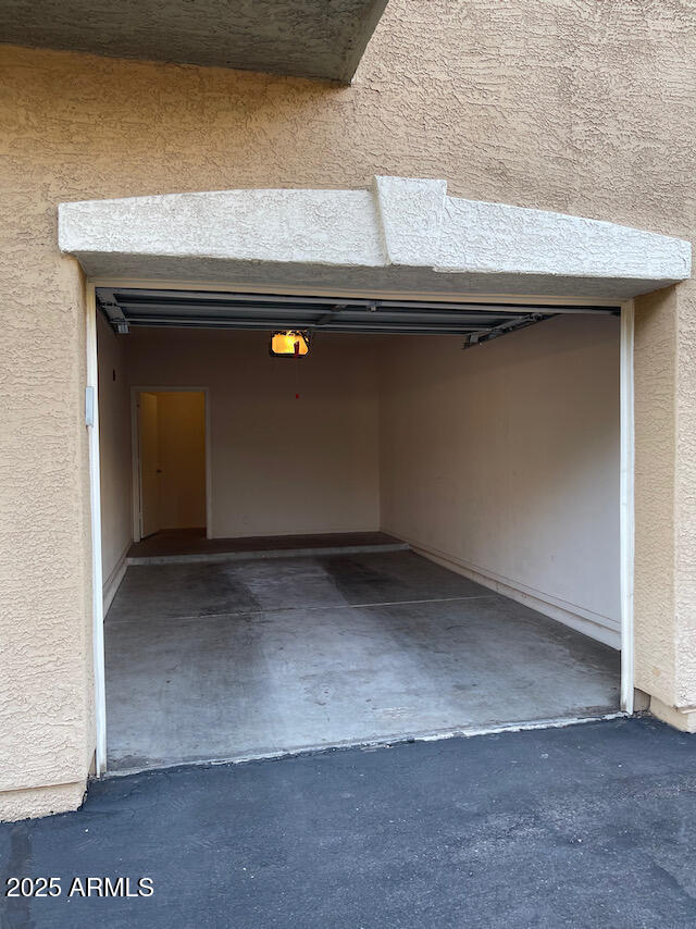 Building Photo - 18416 N Cave Creek Rd