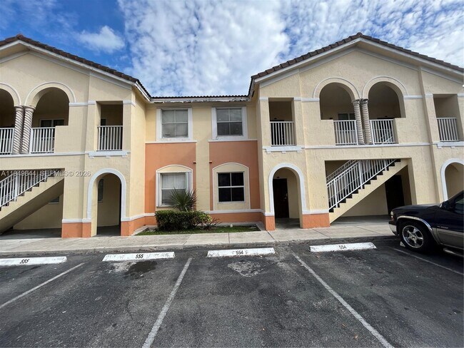 Building Photo - 2551 SE 16th Terrace