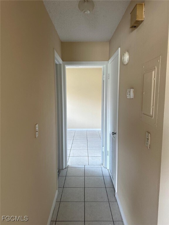 Building Photo - 4824 Lucaya Dr