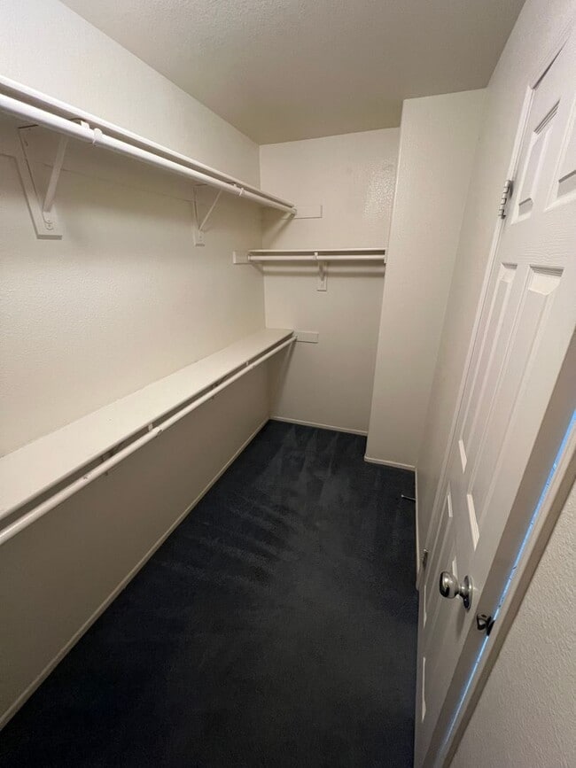 Building Photo - Spacious 3-Bedroom Home with Loft, 3-Car Garage & Large Backyard in Desirable South Loma Linda