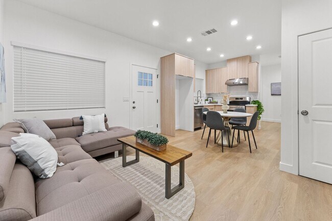 Building Photo - Patterson Way- Truslow ADU
