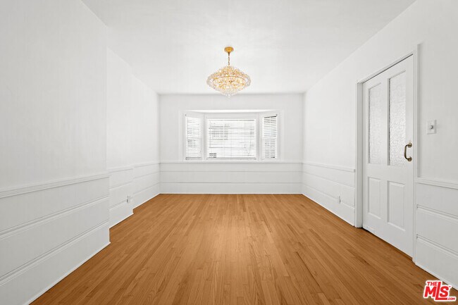 Building Photo - 3715 Homeland Dr