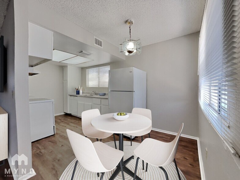 Building Photo - 8125 N 33rd Dr