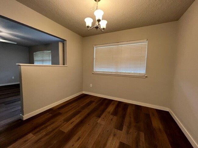 Building Photo - 427 NW 68th St