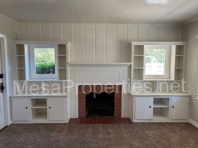 Building Photo - 1243 N College Way