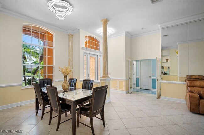 Building Photo - 5024 SW 8th Pl