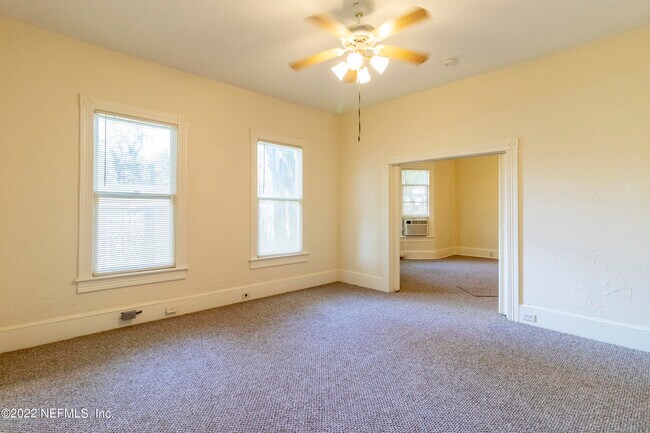 Building Photo - 24 Riberia St