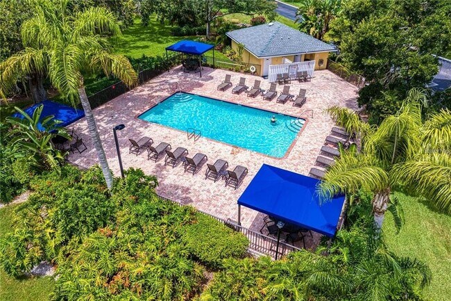 Building Photo - 3001 58th Ave S