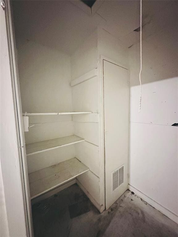 Building Photo - 4748 Suburban Dr