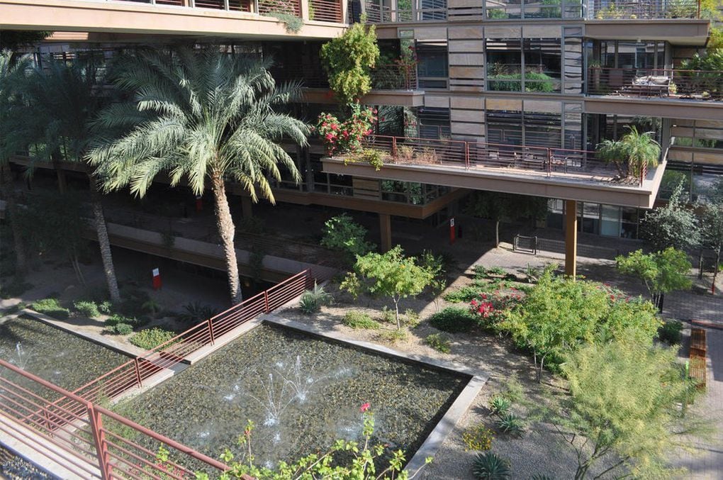 Second bedroom overlooks fountain - 7137 E Rancho Vista Dr