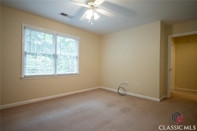 Building Photo - 1030 Laurel Springs Ct