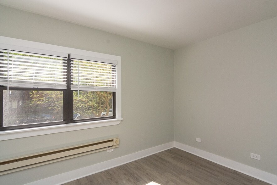 Building Photo - 1437 N Dearborn St