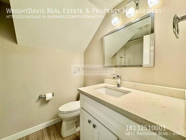 Building Photo - 4811 Bayshore Blvd