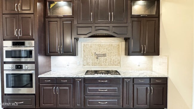 Building Photo - 12408 Fresh Water Dr