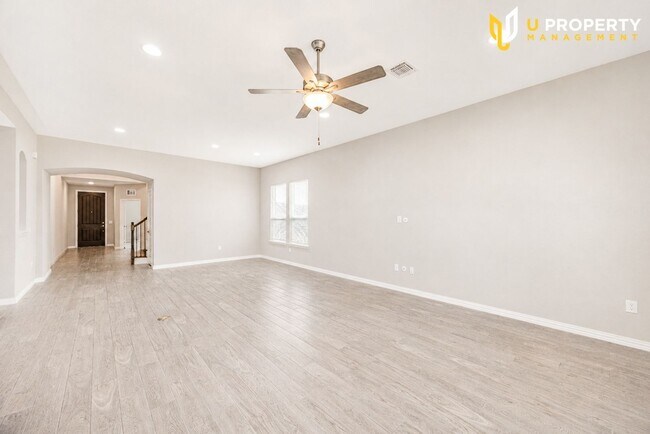 Building Photo - 4509 Expedition Dr