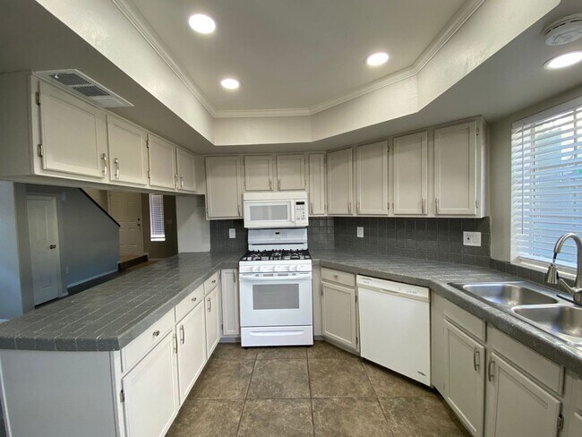 Interior Photo - Colonia Park Townhomes