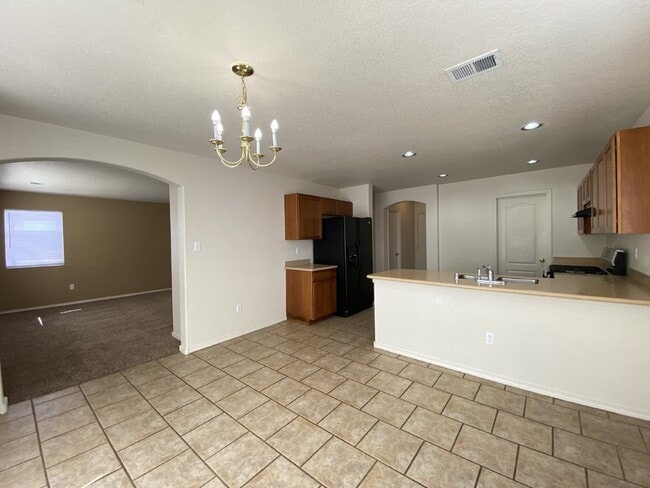 Building Photo - Northern Meadows - 3BR 2 Story - LOFT