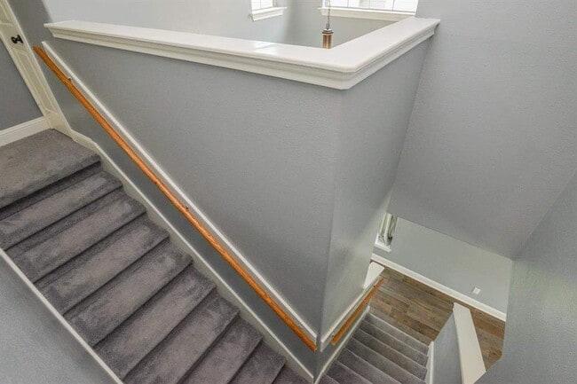 Building Photo - 8755 Thistlemoor Ln