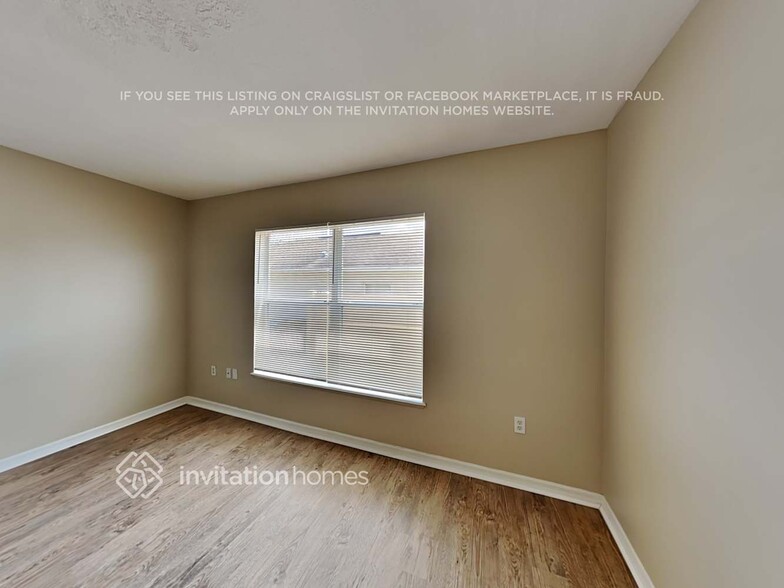 Building Photo - 437 Hammerstone Ave